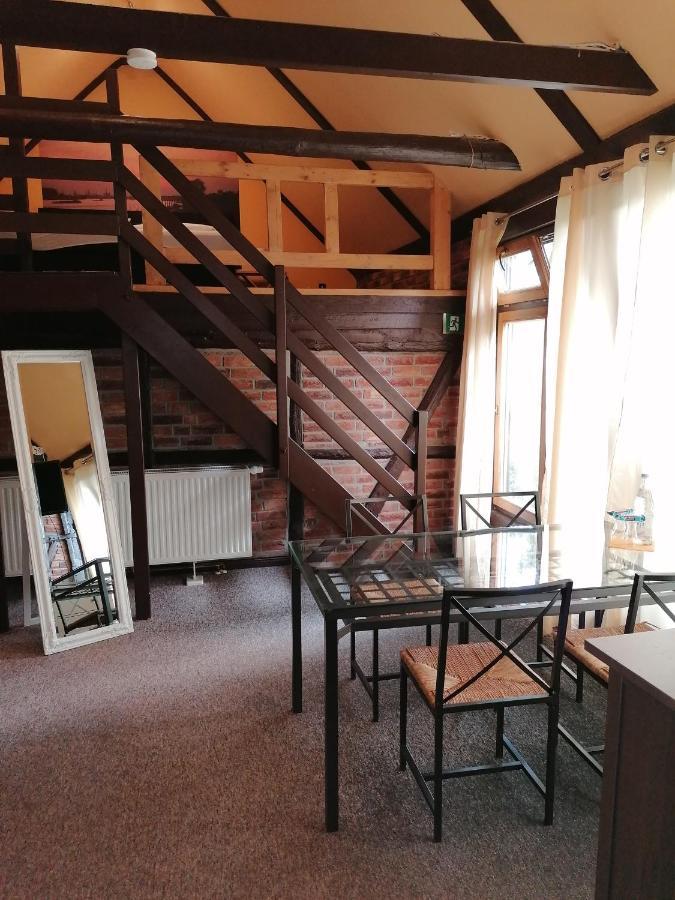 Pension Riverside In Leverkusen Hitdorf Am Rhein - Zentral An Der A1 Und 59 Buitenkant foto