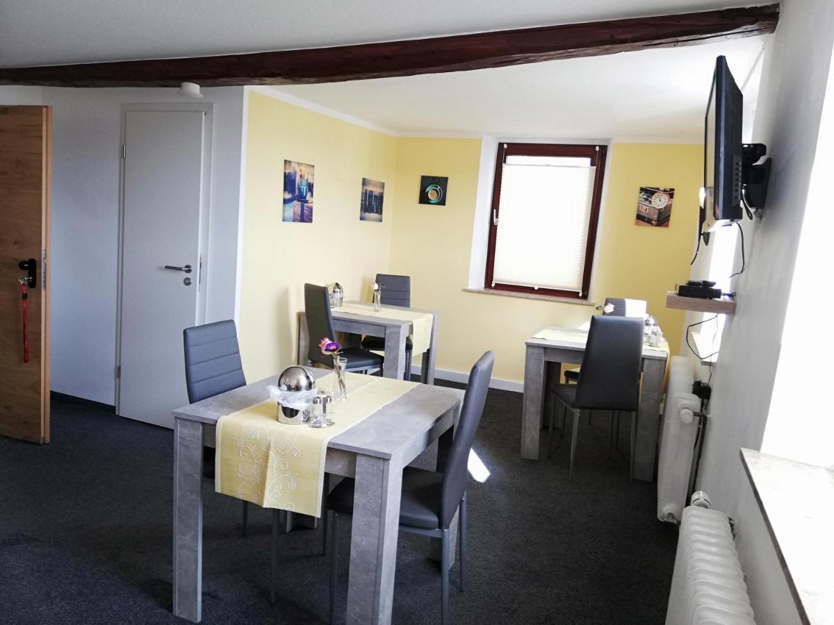 Pension Riverside In Leverkusen Hitdorf Am Rhein - Zentral An Der A1 Und 59 Buitenkant foto