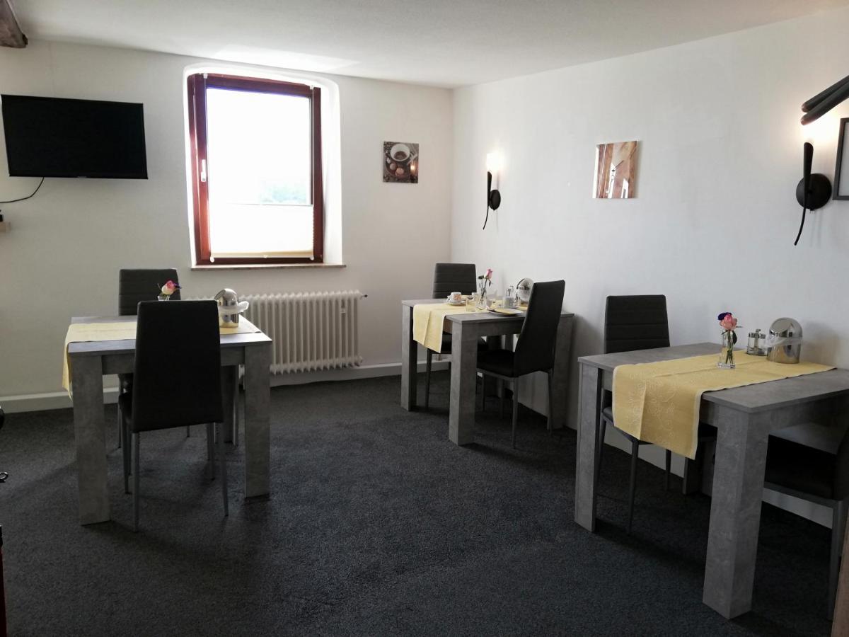 Pension Riverside In Leverkusen Hitdorf Am Rhein - Zentral An Der A1 Und 59 Buitenkant foto