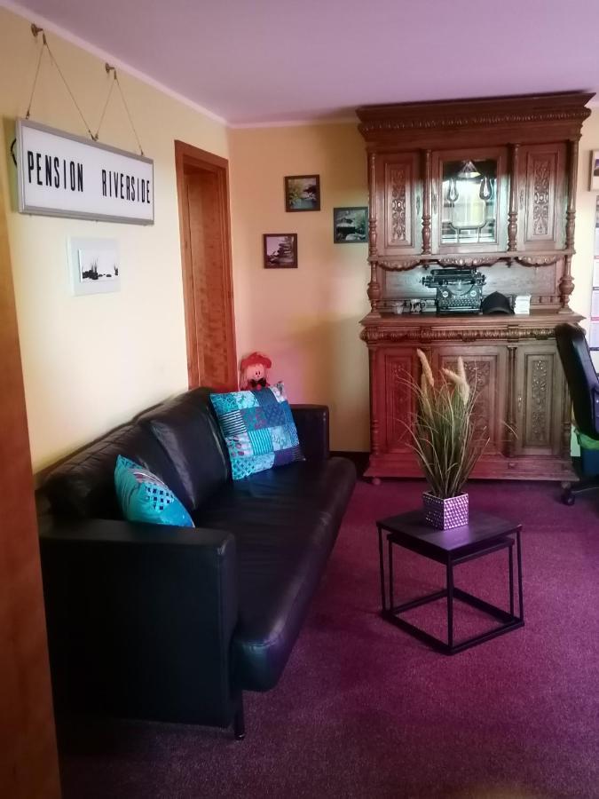 Pension Riverside In Leverkusen Hitdorf Am Rhein - Zentral An Der A1 Und 59 Buitenkant foto