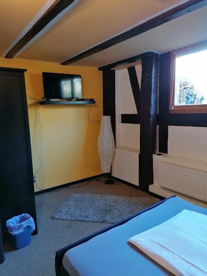 Pension Riverside In Leverkusen Hitdorf Am Rhein - Zentral An Der A1 Und 59 Buitenkant foto