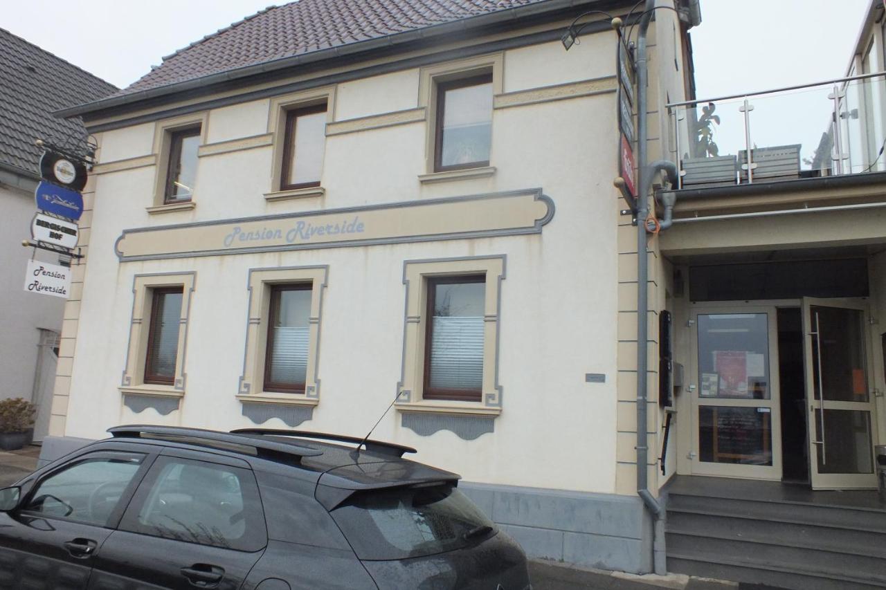 Pension Riverside In Leverkusen Hitdorf Am Rhein - Zentral An Der A1 Und 59 Buitenkant foto