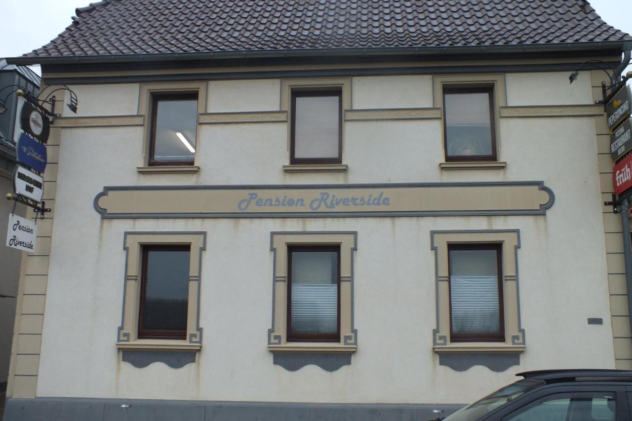 Pension Riverside In Leverkusen Hitdorf Am Rhein - Zentral An Der A1 Und 59 Buitenkant foto